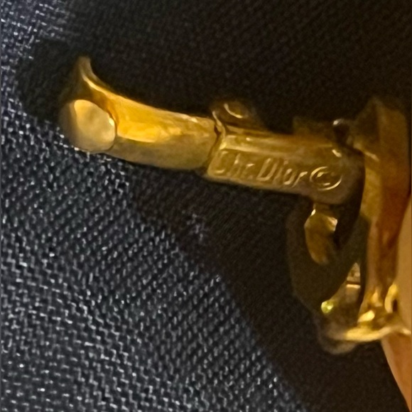 Christin Dior Necklace 🤩 - Picture 3 of 4